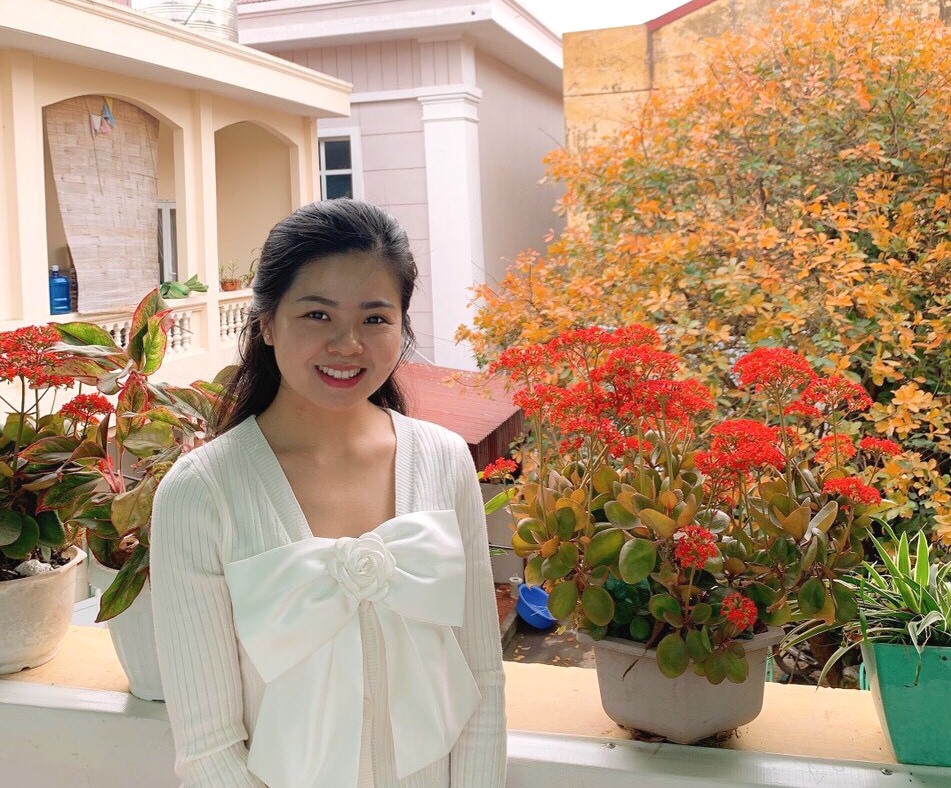 Cô giáo mầm non xung phong đi chống dịch: Tim tôi nghẹn lại khi cứ 2 phút có một xe cứu thương chạy đến!